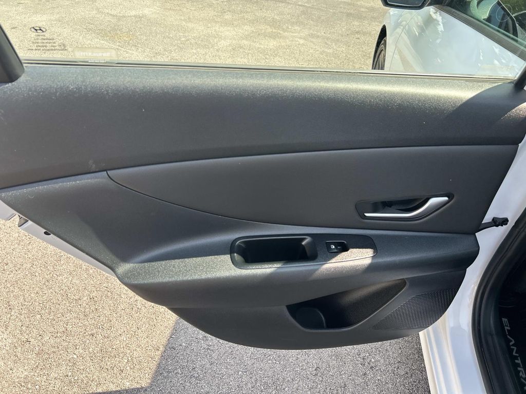 Used 2022 Hyundai Elantra Sedan