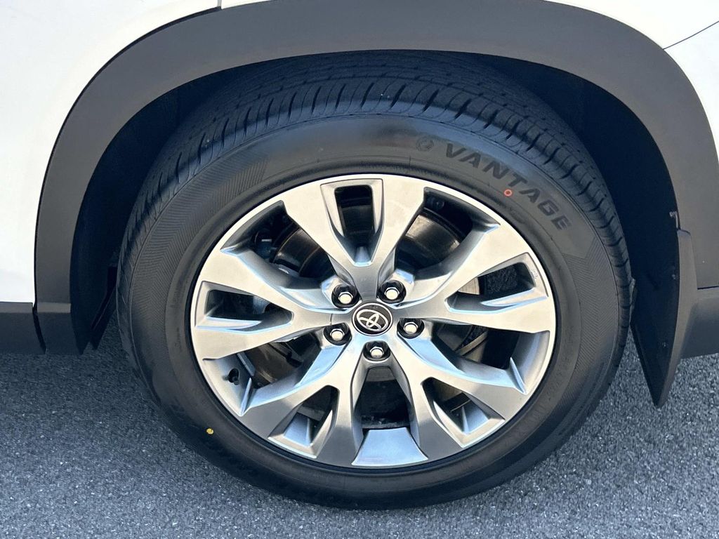 Used 2024 Toyota Grand Highlander Hybrid SUV