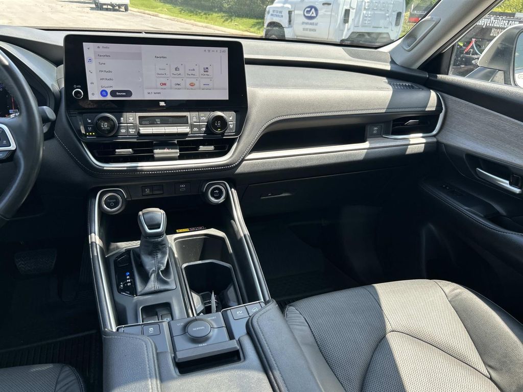 Used 2024 Toyota Grand Highlander Hybrid SUV