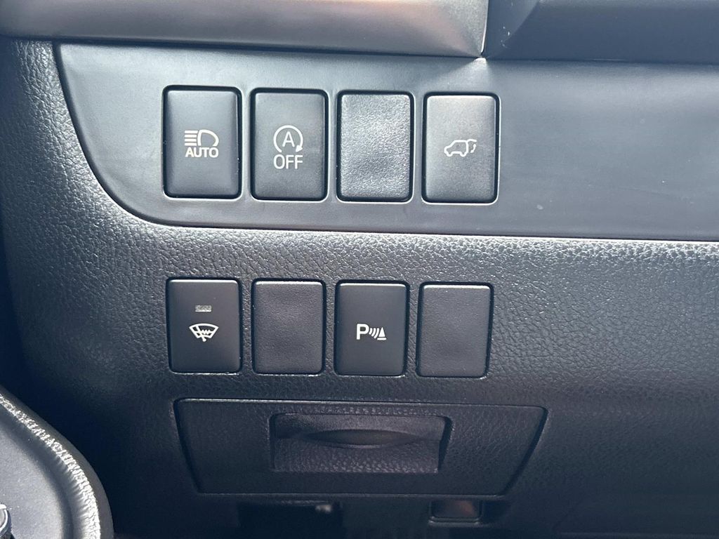 Used 2018 Toyota Highlander SUV