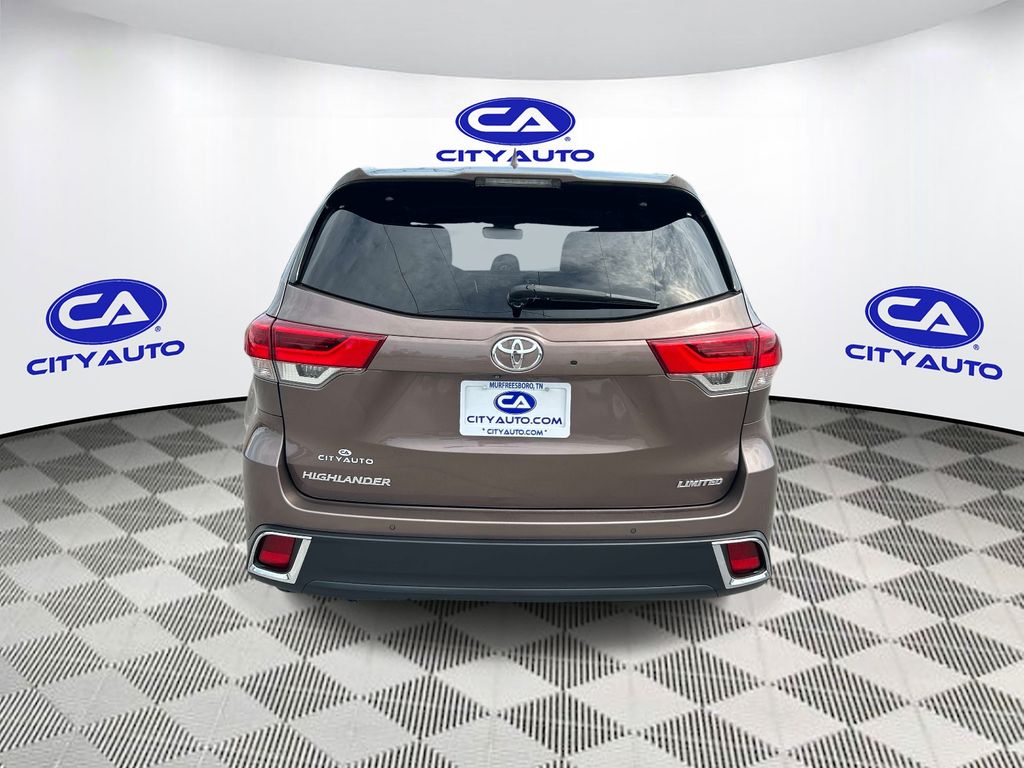 Used 2018 Toyota Highlander SUV