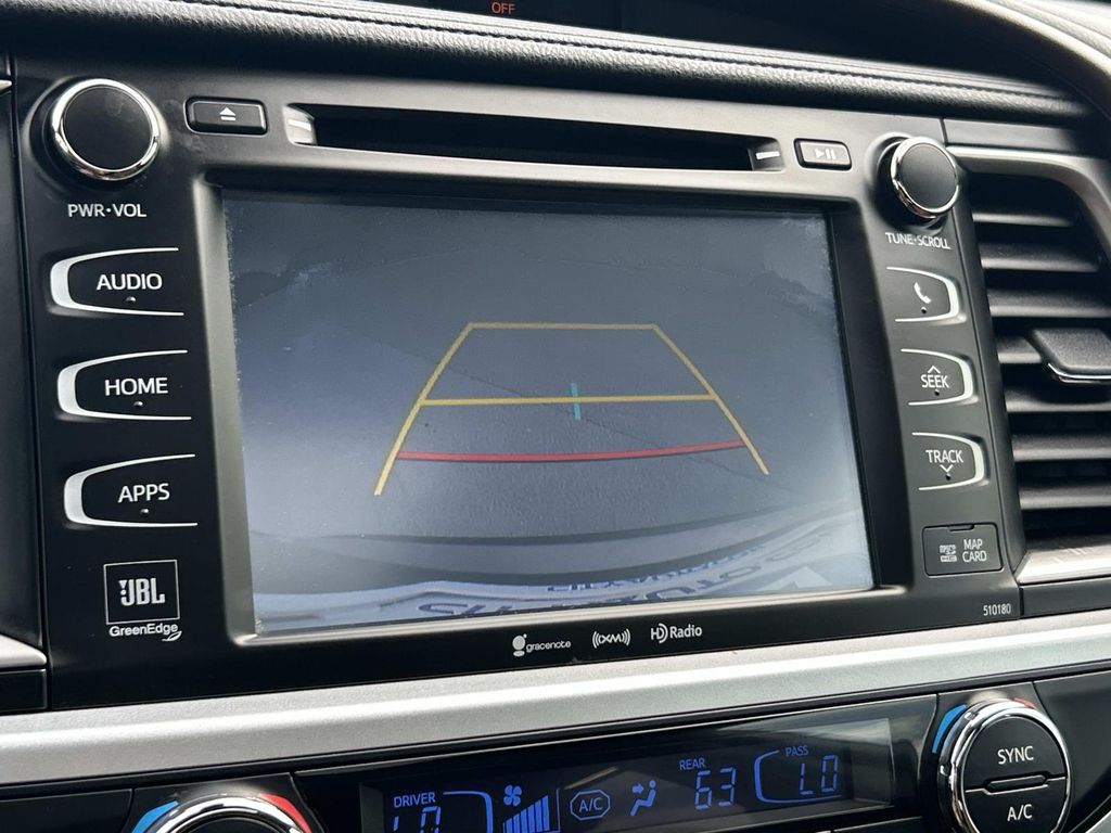Used 2018 Toyota Highlander SUV