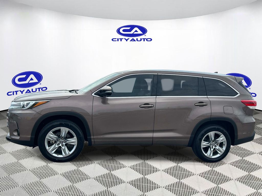 Used 2018 Toyota Highlander SUV