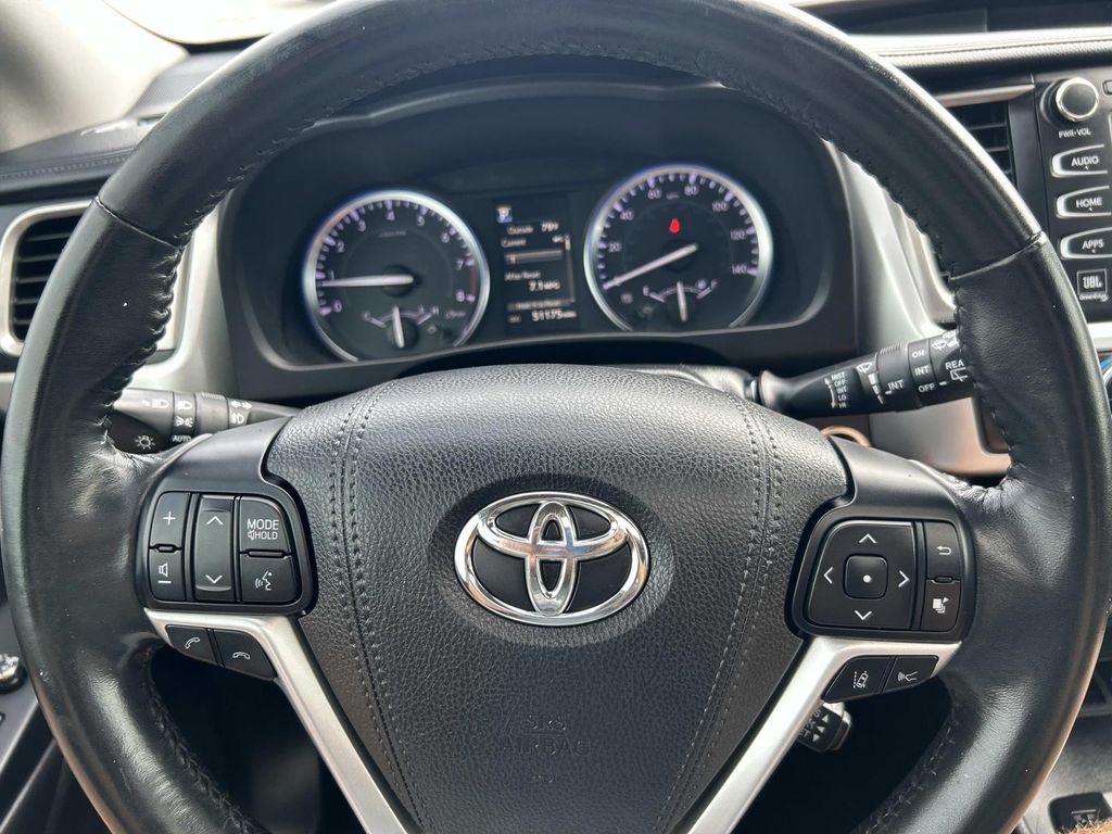Used 2018 Toyota Highlander SUV