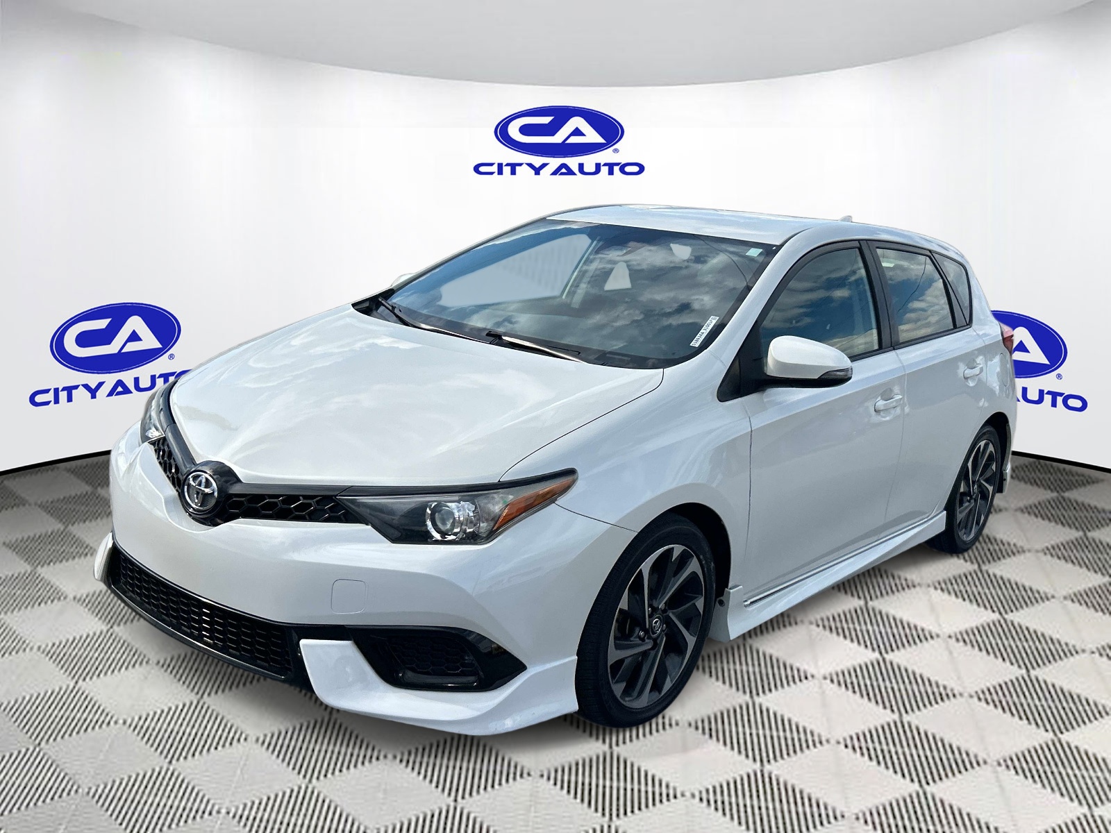 Used 2017 Toyota Corolla iM Hatchback