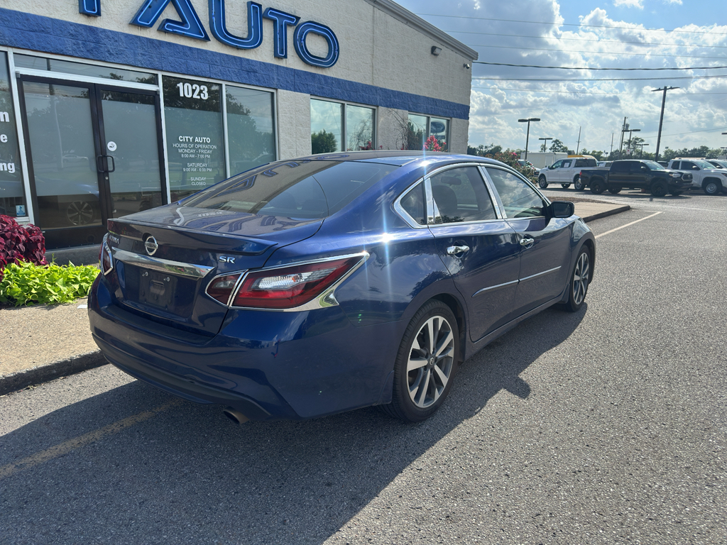Used 2017 Nissan Altima Sedan