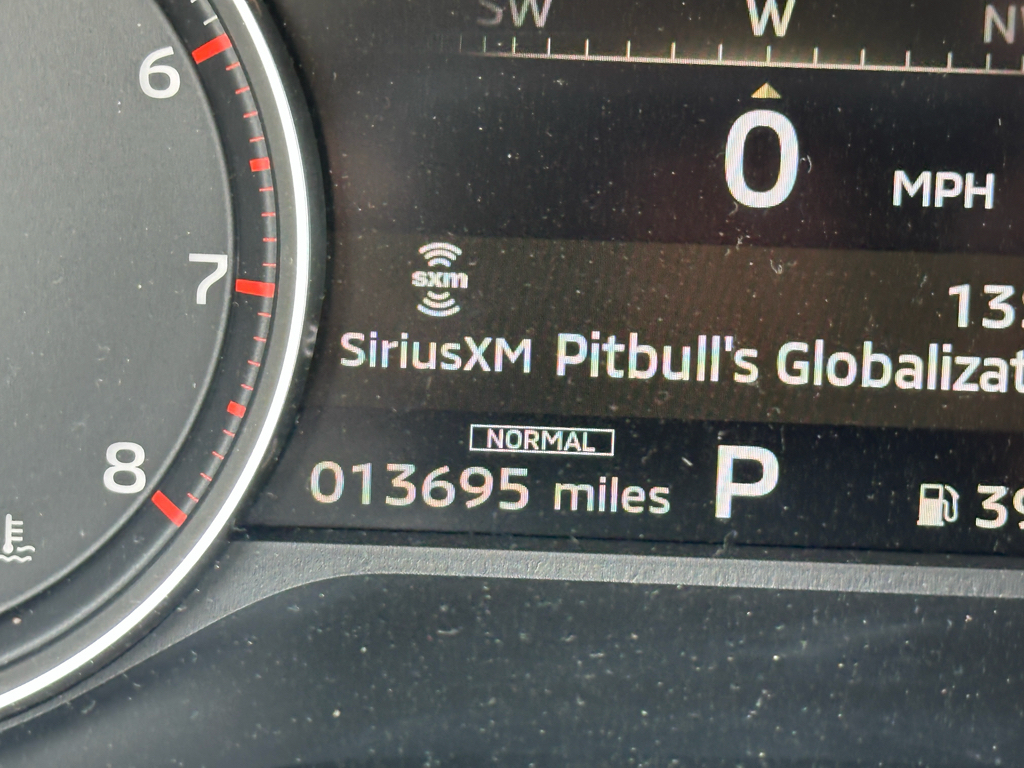 Used 2025 Mitsubishi Outlander SUV