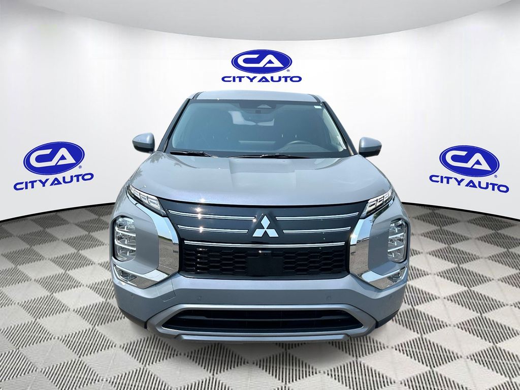 Used 2025 Mitsubishi Outlander SUV