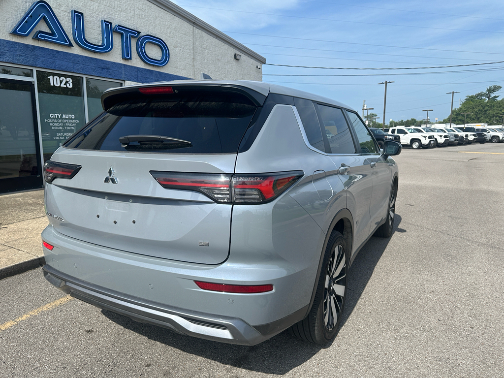 Used 2025 Mitsubishi Outlander SUV