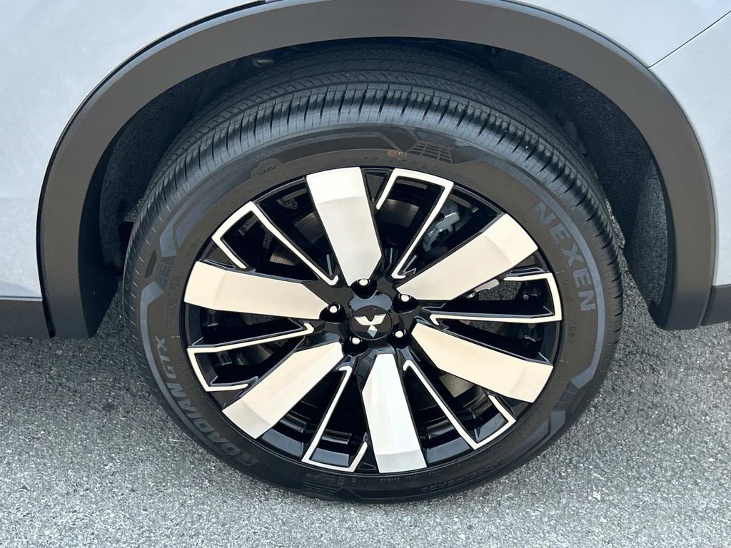 Used 2025 Mitsubishi Outlander SUV