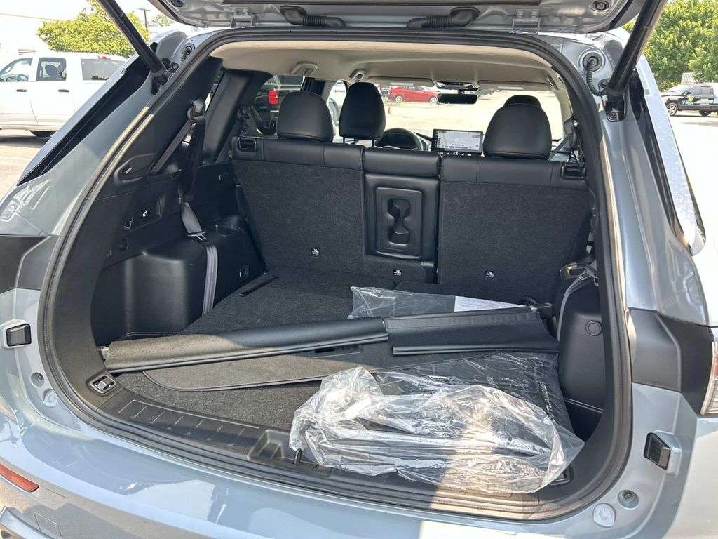 Used 2025 Mitsubishi Outlander SUV