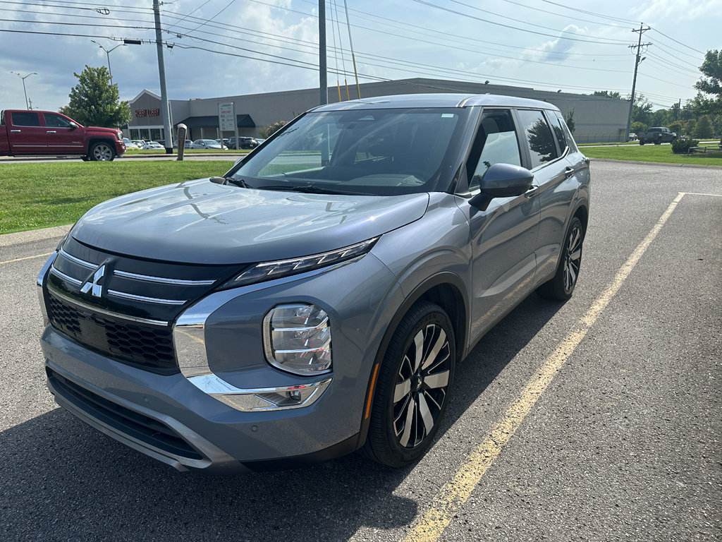 Used 2025 Mitsubishi Outlander SUV