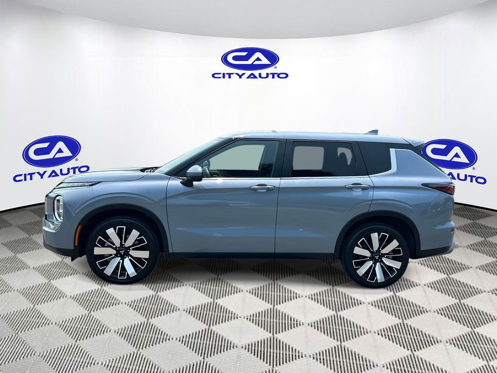Used 2025 Mitsubishi Outlander SUV