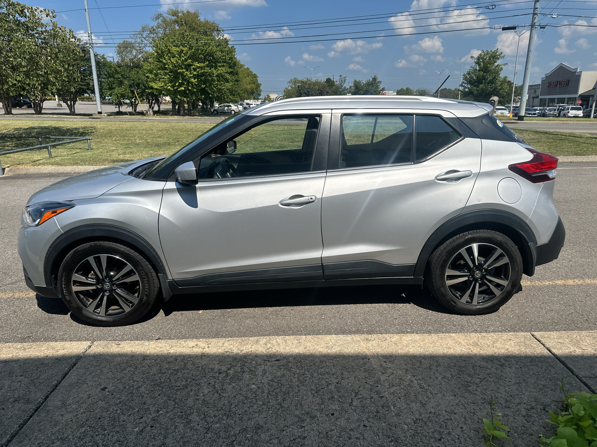 Used 2019 Nissan Kicks SUV