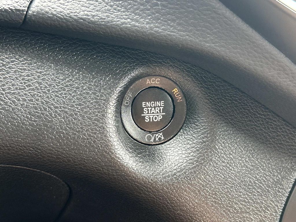 Used 2021 Jeep Cherokee SUV