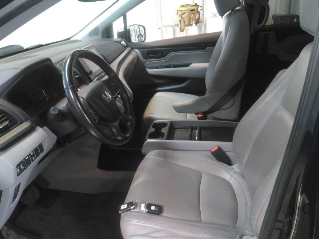 Used 2024 Honda Odyssey Van