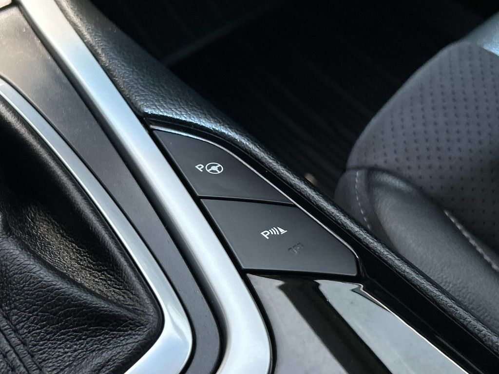 Used 2018 Ford Edge SUV