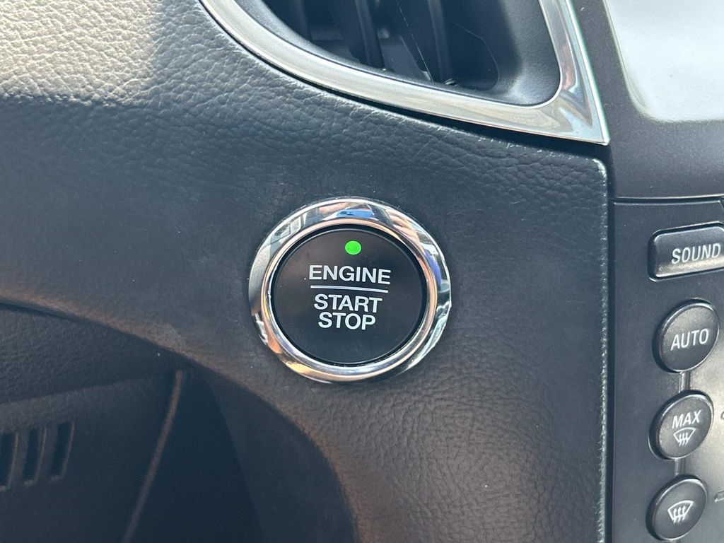 Used 2018 Ford Edge SUV