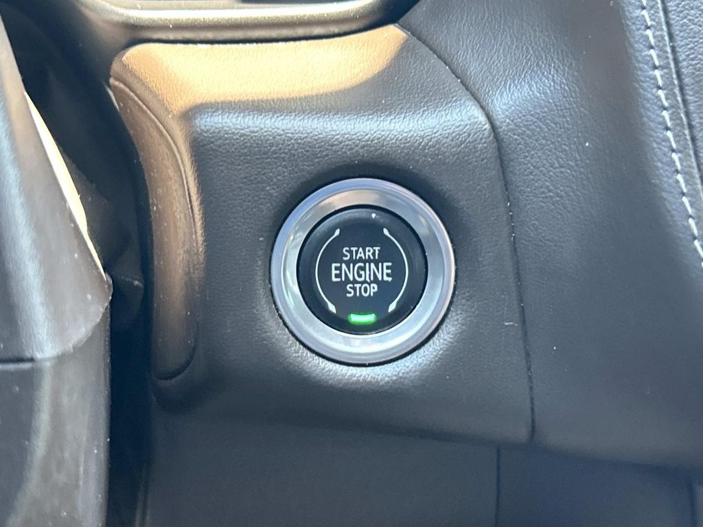 Used 2021 Chevrolet Suburban 1500 SUV