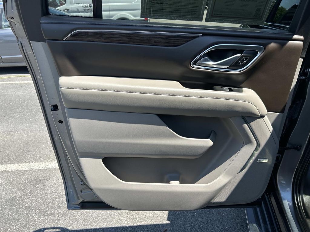 Used 2021 Chevrolet Suburban 1500 SUV