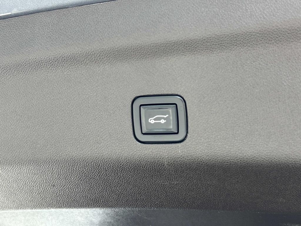Used 2021 Chevrolet Suburban 1500 SUV