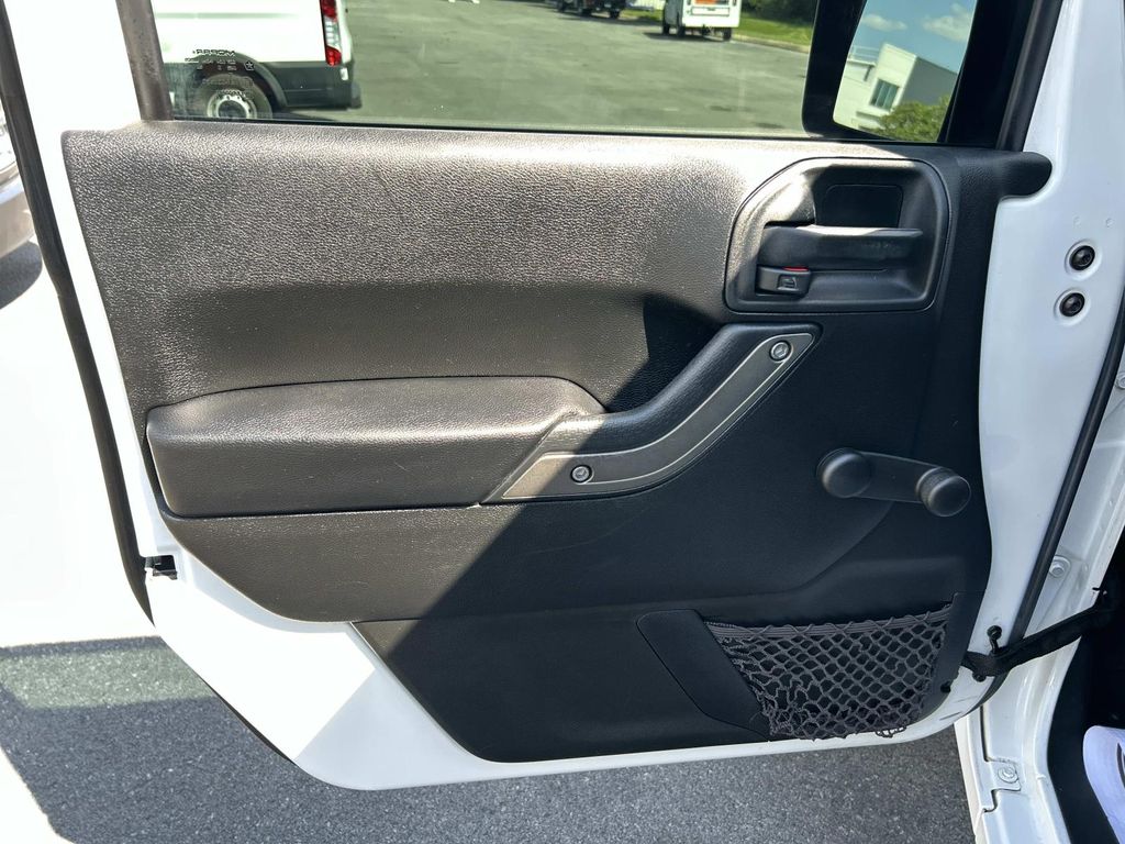 Used 2016 Jeep Wrangler SUV