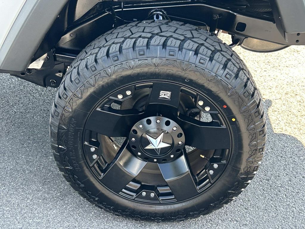 Used 2016 Jeep Wrangler SUV
