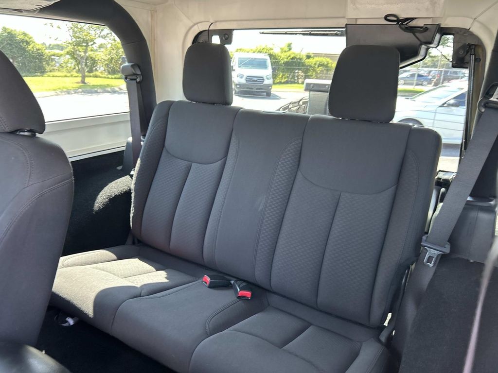 Used 2016 Jeep Wrangler SUV