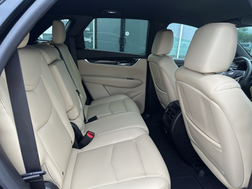 Used 2017 Cadillac XT5 SUV