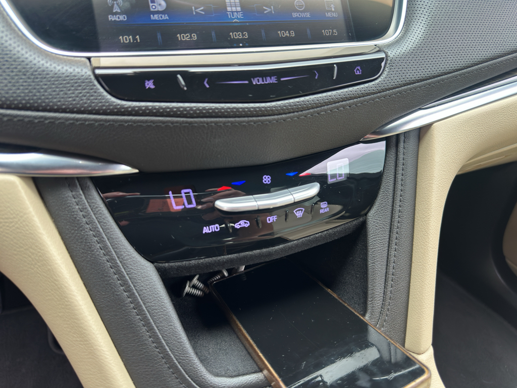 Used 2017 Cadillac XT5 SUV
