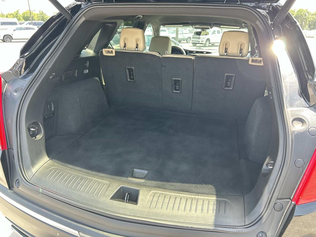 Used 2017 Cadillac XT5 SUV