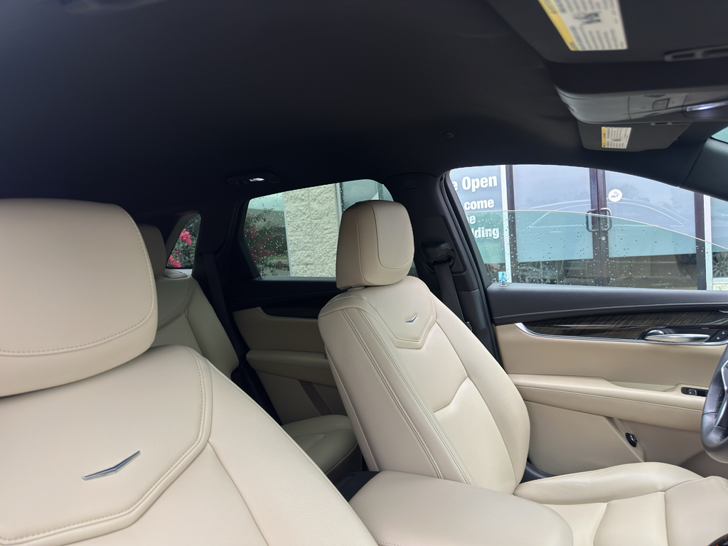 Used 2017 Cadillac XT5 SUV