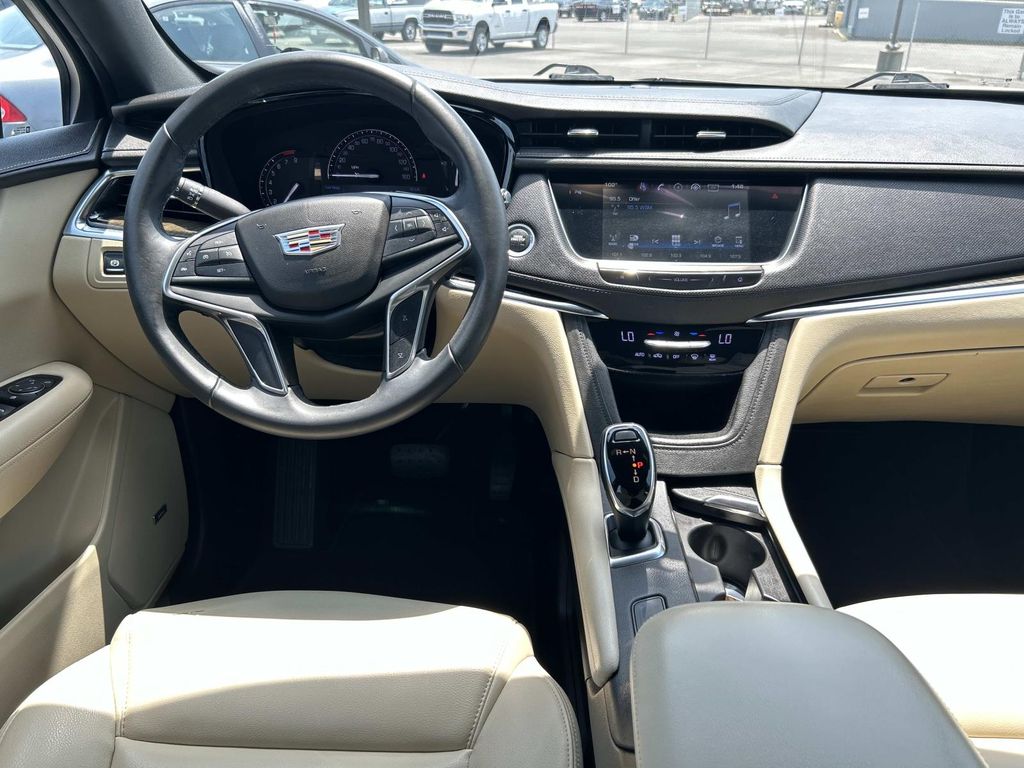 Used 2017 Cadillac XT5 SUV