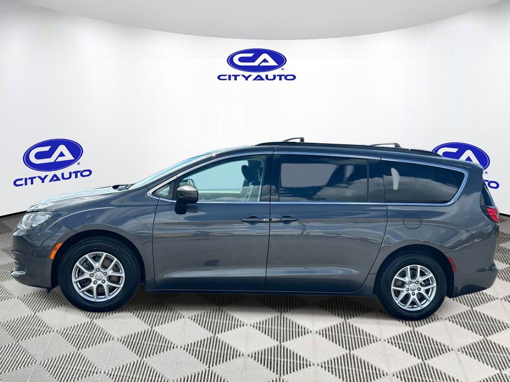 Used 2020 Chrysler Voyager Van