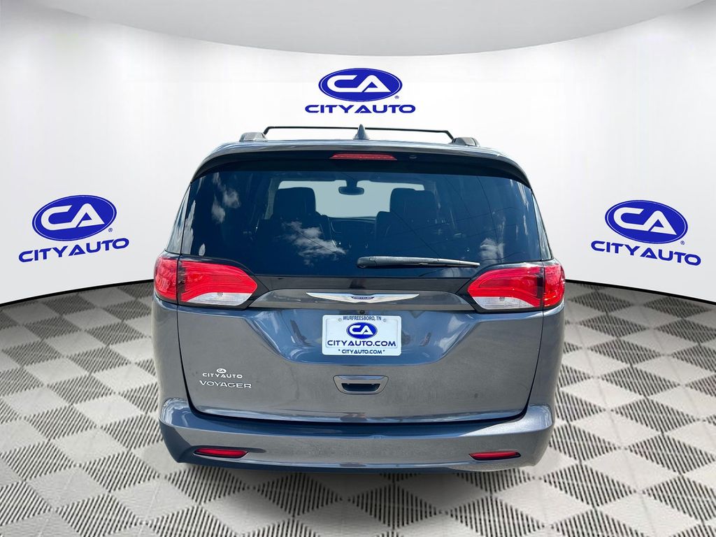 Used 2020 Chrysler Voyager Van