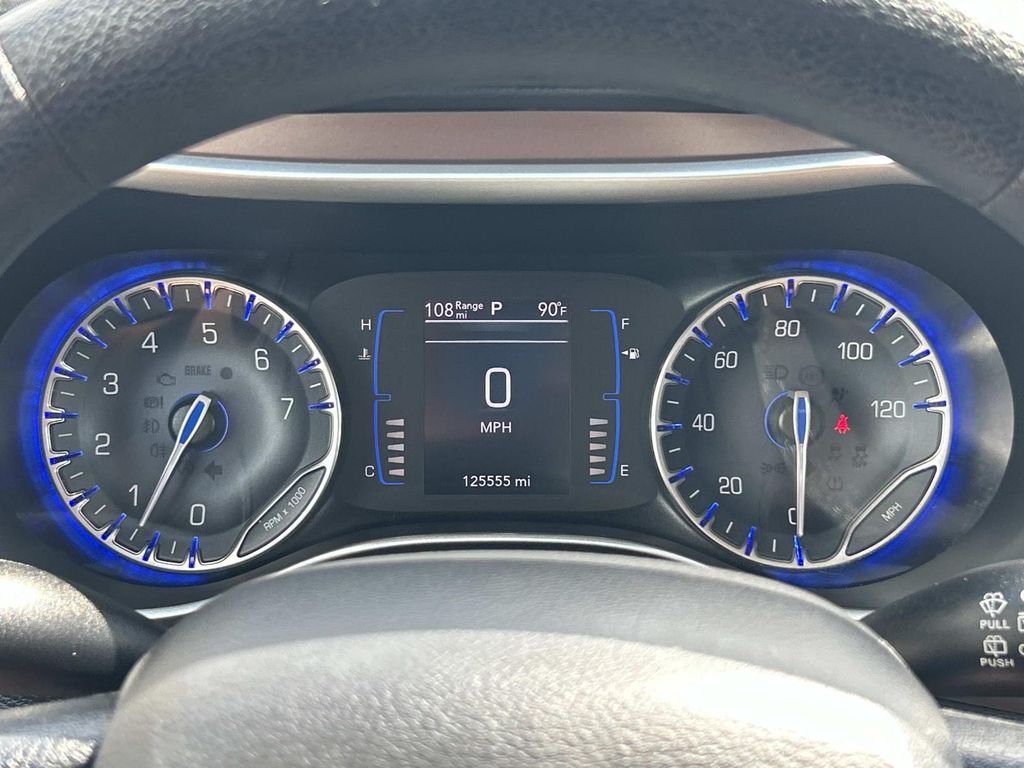 Used 2020 Chrysler Voyager Van