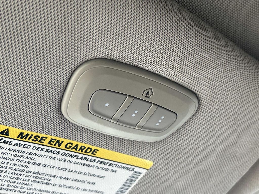 Used 2020 Chrysler Voyager Van
