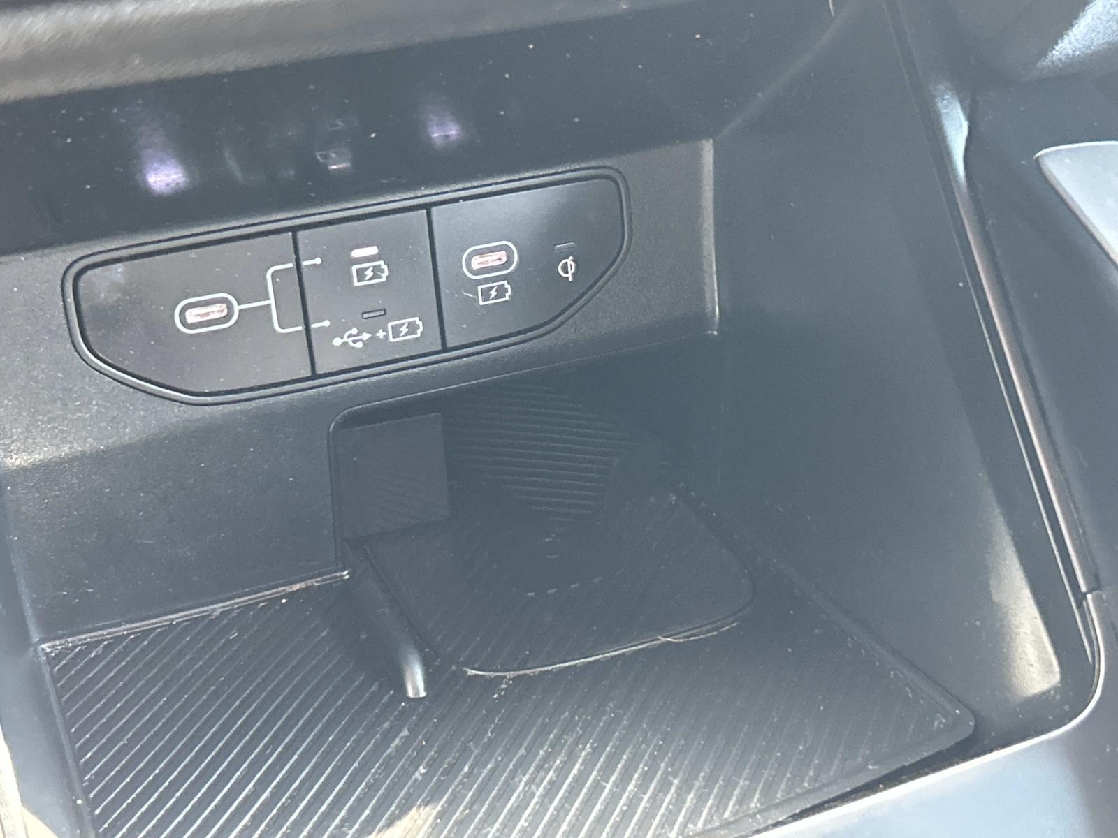 Used 2025 Kia Sorento SUV