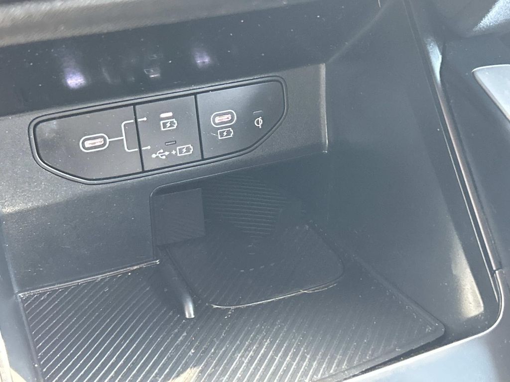 Used 2025 Kia Sorento SUV
