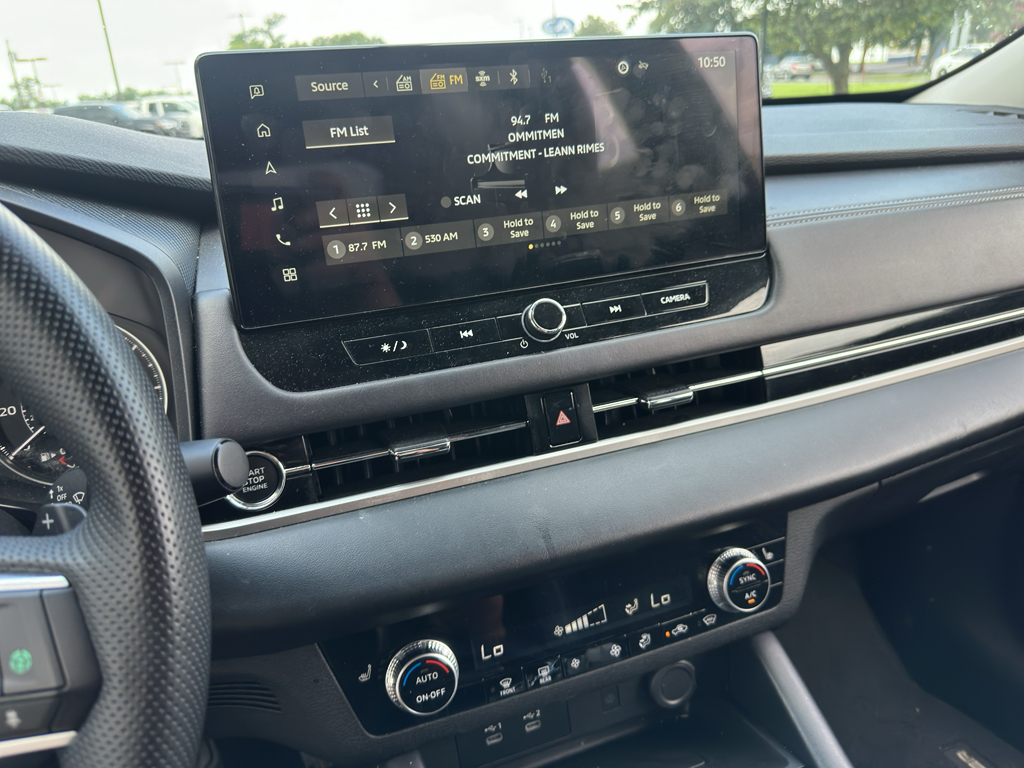 Used 2025 Mitsubishi Outlander SUV