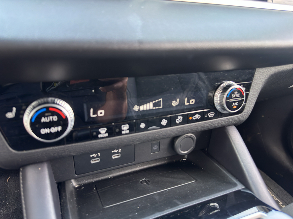 Used 2025 Mitsubishi Outlander SUV