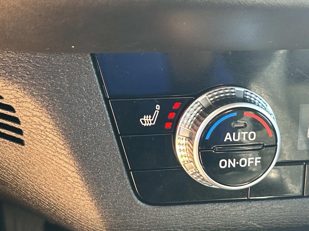 Used 2025 Mitsubishi Outlander SUV