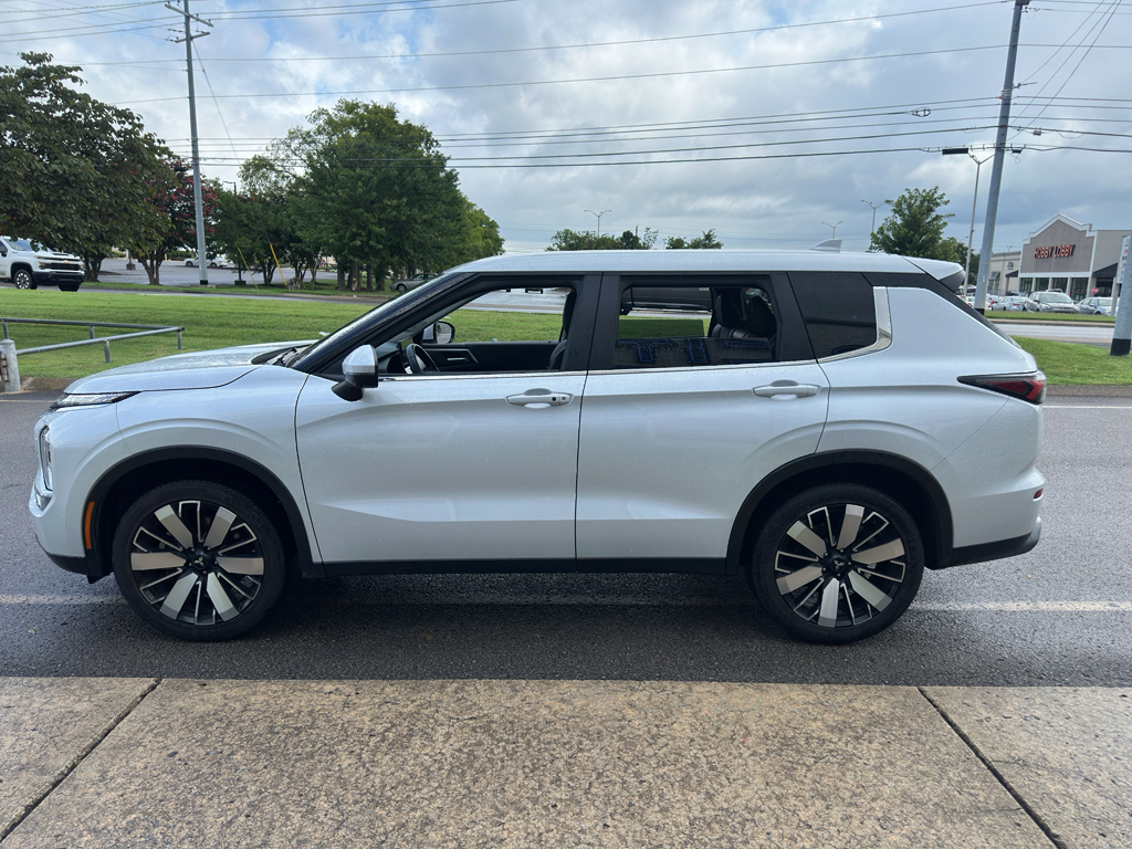 Used 2025 Mitsubishi Outlander SUV