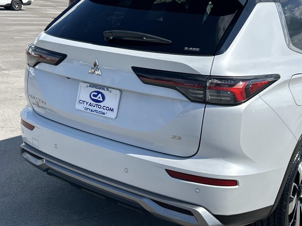 Used 2025 Mitsubishi Outlander SUV