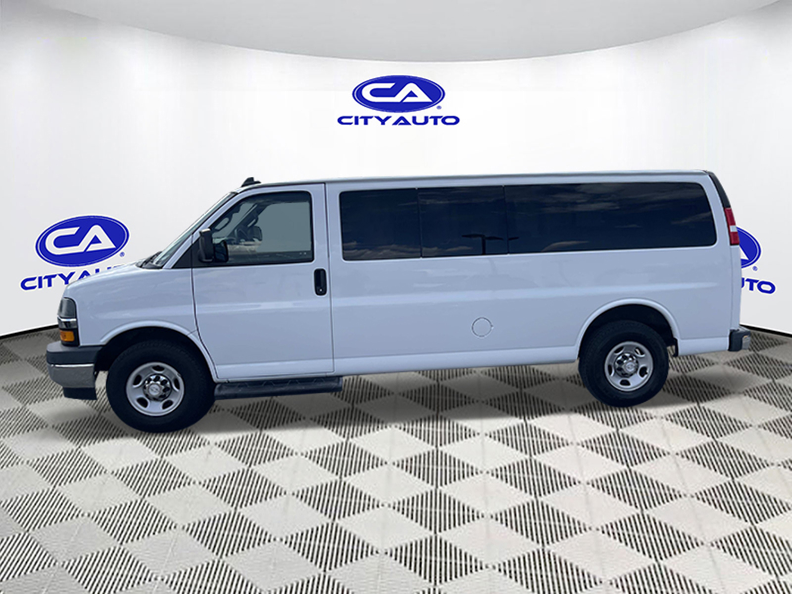 Used 2020 Chevrolet Express 3500 Van
