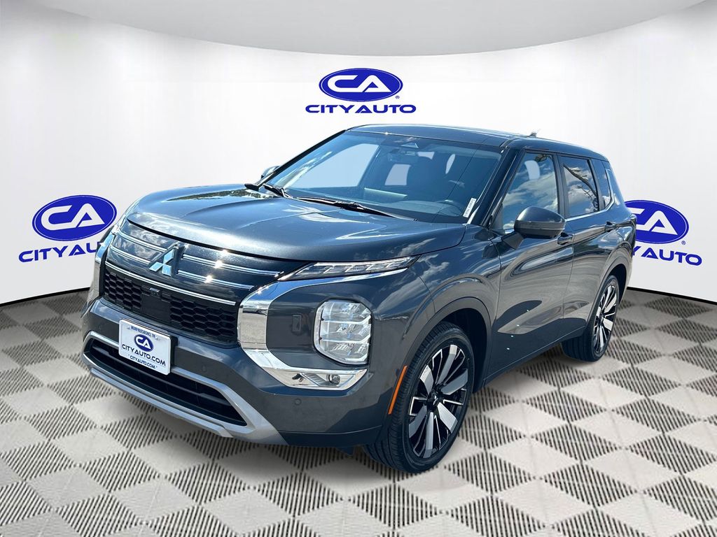 Used 2025 Mitsubishi Outlander SUV