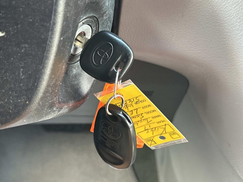 Used 2017 Toyota Sienna Van