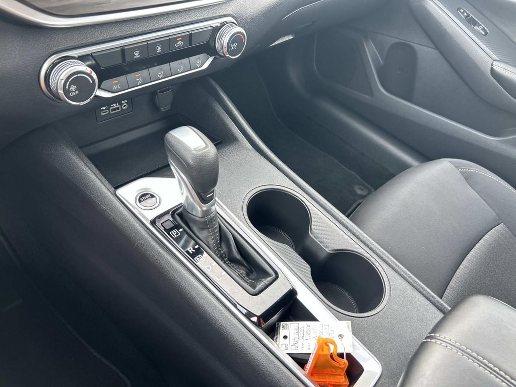 Used 2025 Nissan Altima Sedan