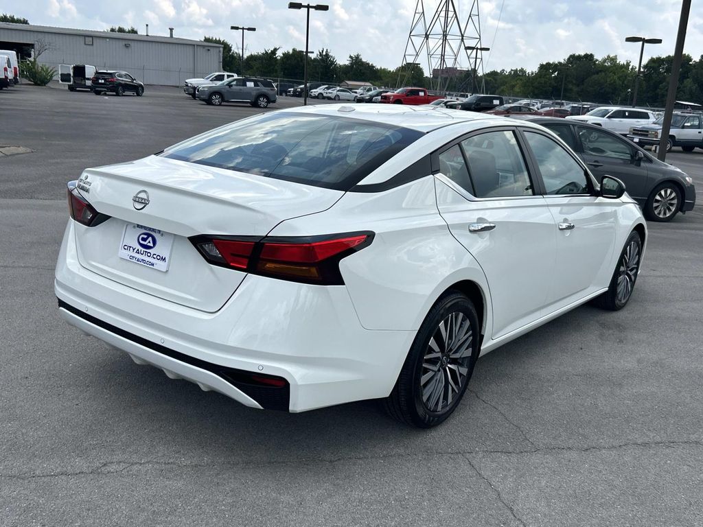 Used 2025 Nissan Altima Sedan