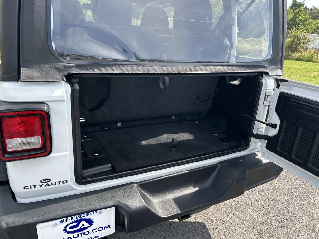Used 2021 Jeep Wrangler SUV